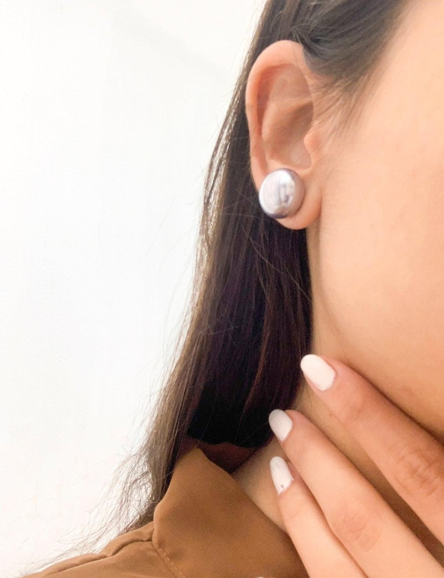 16mm Button Mother of Pearl Stud Earrings - Bansri Mehta Design